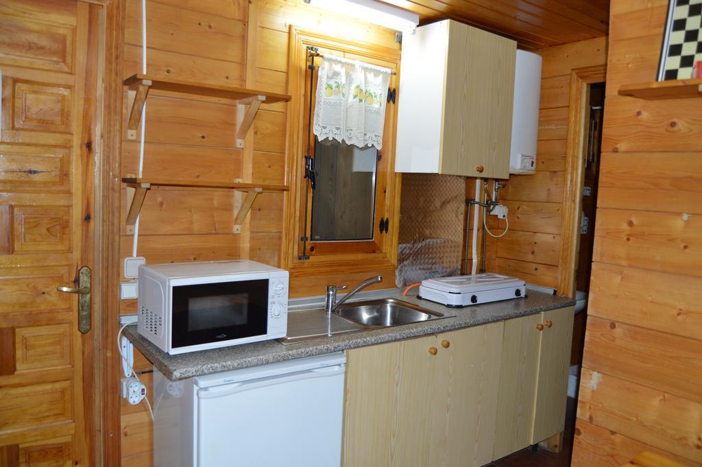 Cabanas Camping Sierra De Penascosa Esterno foto