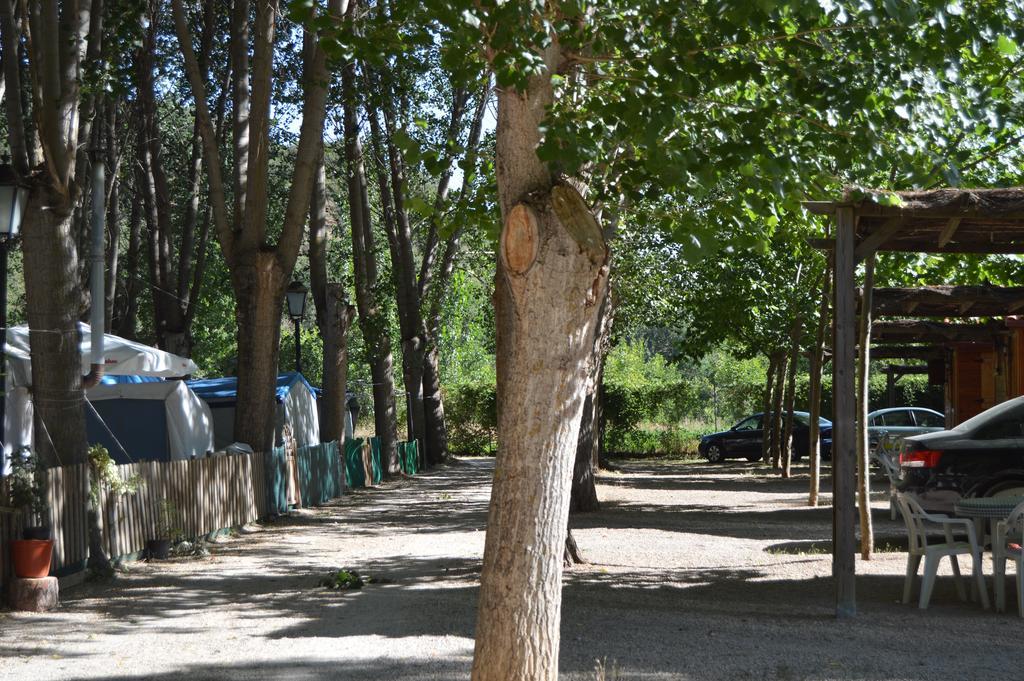 Cabanas Camping Sierra De Penascosa Esterno foto