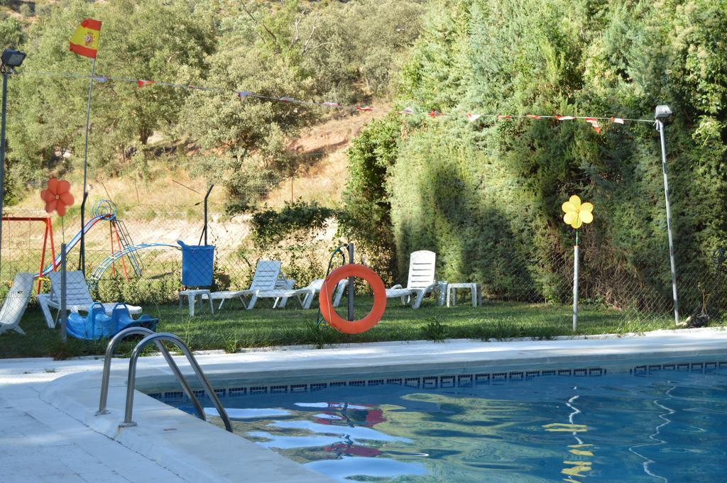 Cabanas Camping Sierra De Penascosa Esterno foto